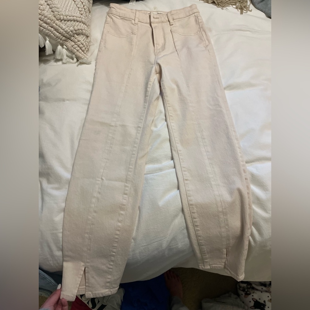 Ivory Stradivarius slim mom fit jeans